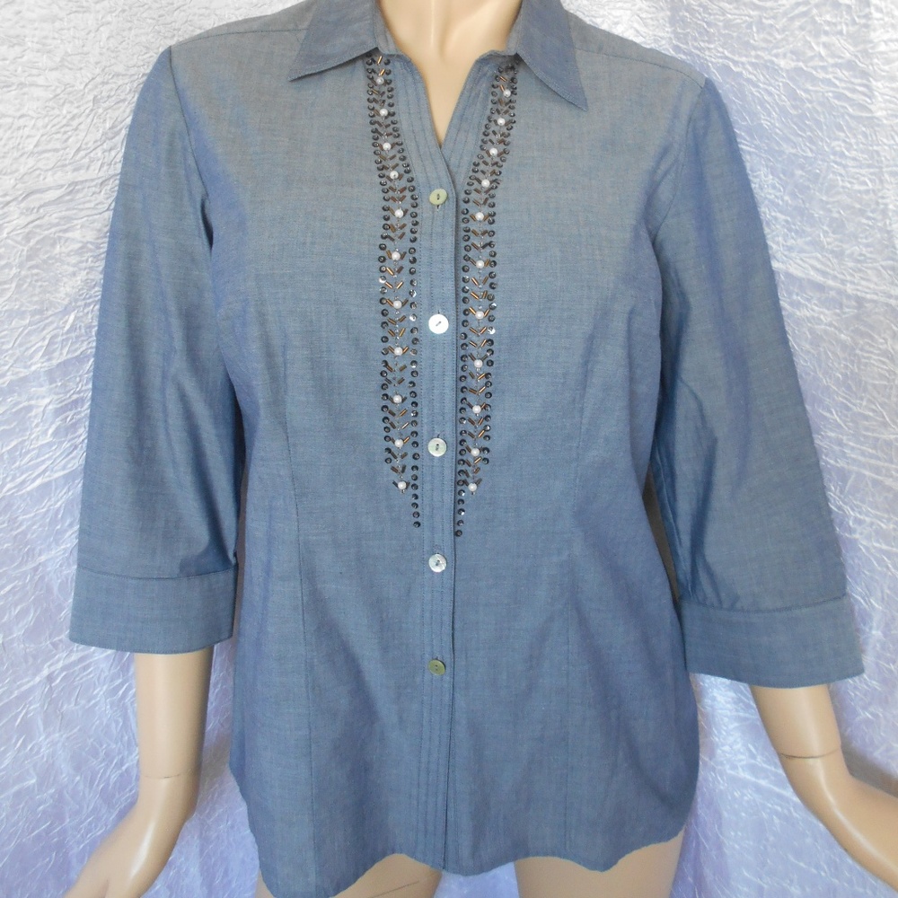 ADDITIONS By CHICO'S Sz 1/M Gray beaded Front Button Down Shirt Top 100% Cotton - Picture 3 of 4